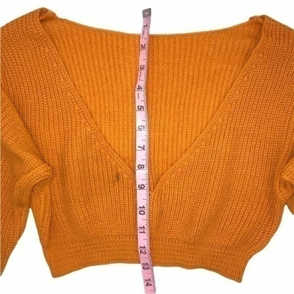 U Neck Yellow Cropped Sweater - Picture 6 of 10